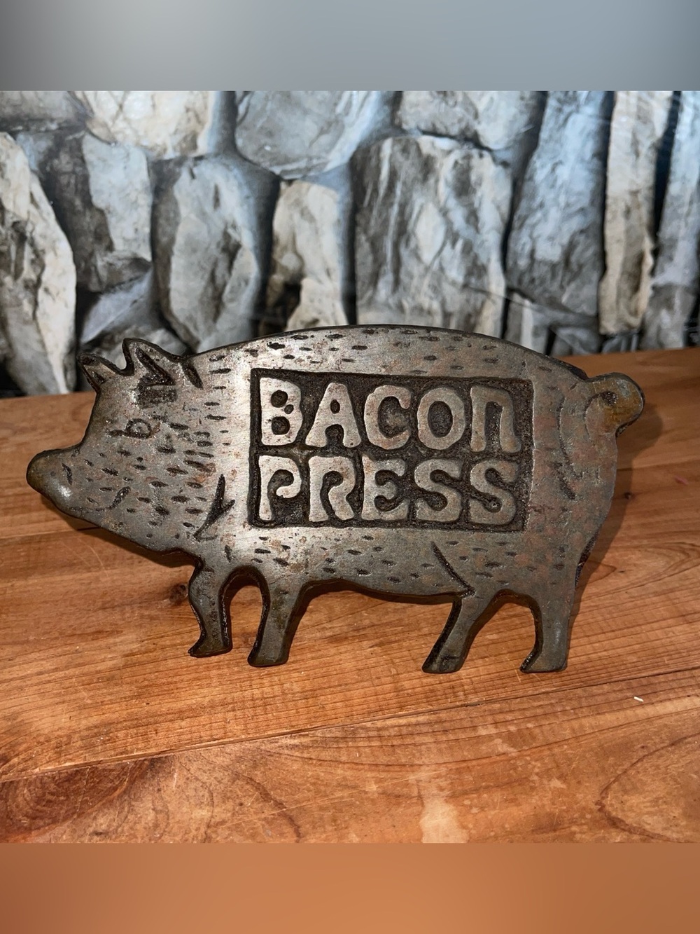 Vintage Cast Iron Bacon Pig Press With Wooden Handle Kitchen Burger Press